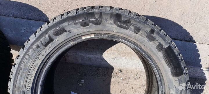 Michelin X-Ice 3 205/55 R16