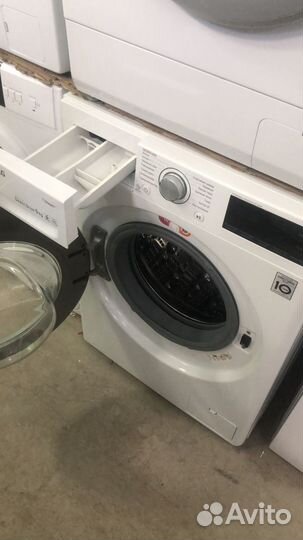 Стиральная машина LG F4M5VS4W, белый/серебристый