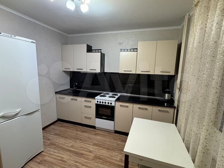 1-к. квартира, 40 м², 14/16 эт.