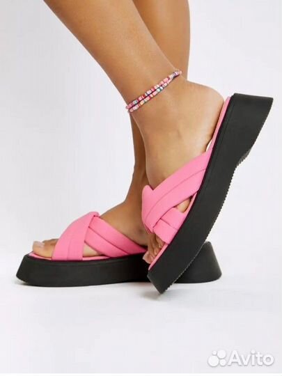 Босоножки новые 39