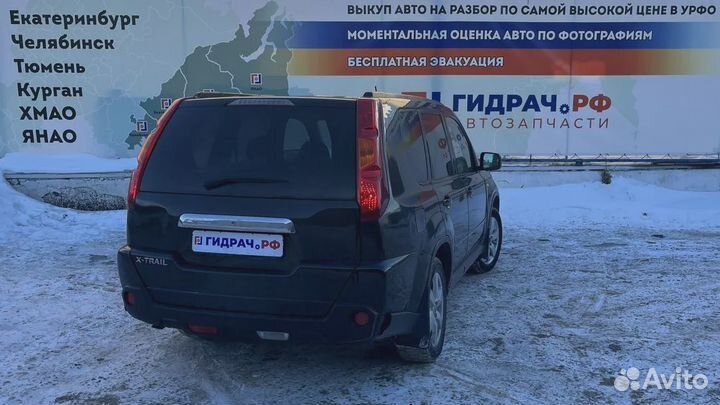 Ручка внутренняя потолочная Nissan X-Trail (T31) 7