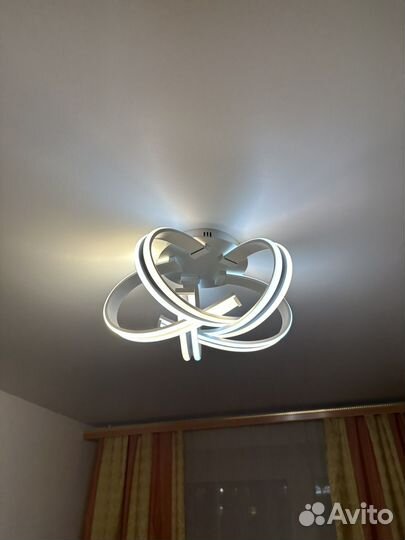 Светильник люстра потолочный светодиодный