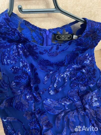 Платье золотой песок 42