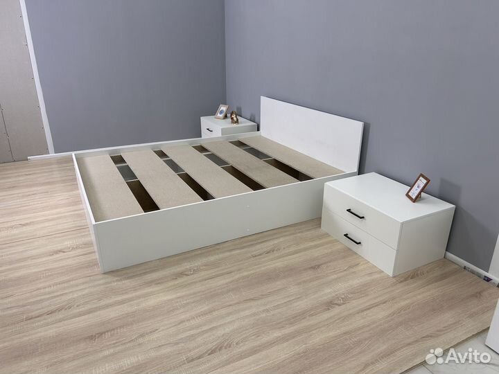 Кровать двухспальная 180 200 IKEA