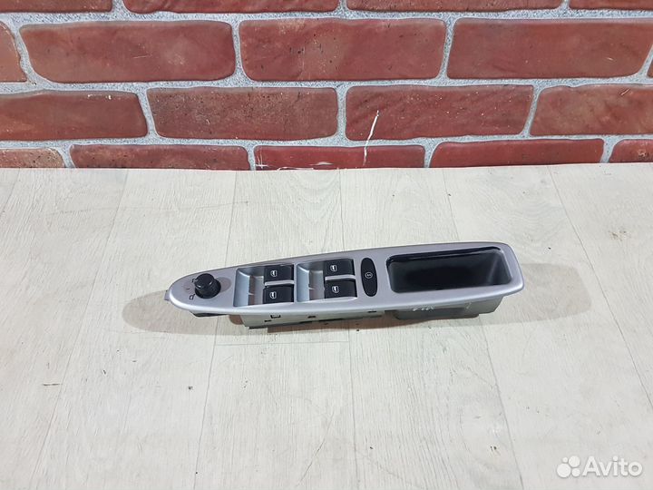 Блок стеклоподъемников Chery amulet a15