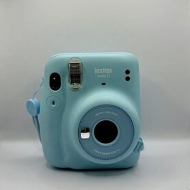 Instax mini 11 в отличном состоянии