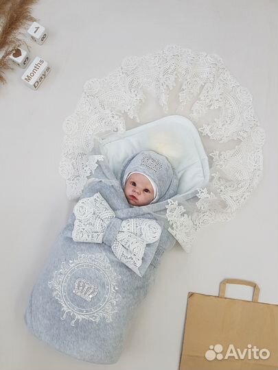 Элитный комплект на выписку с кружевом