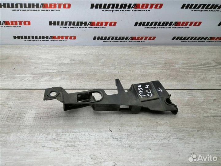 Кронштейн переднего бампера левый Citroen C4 2.0