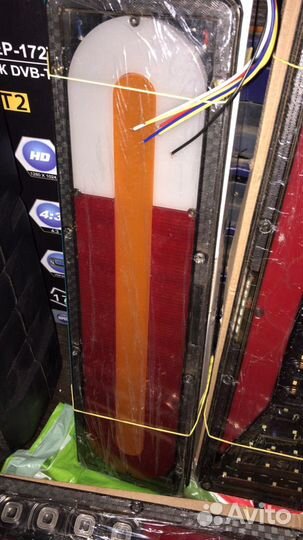 Задний фонарь(стопы) диодный 12-24 вольт