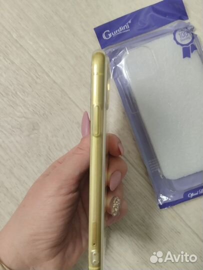 Чехол на iPhone 11 прозрачный