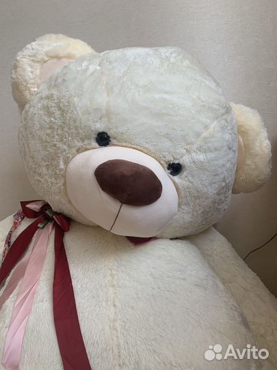 Большие плюшевые медведи