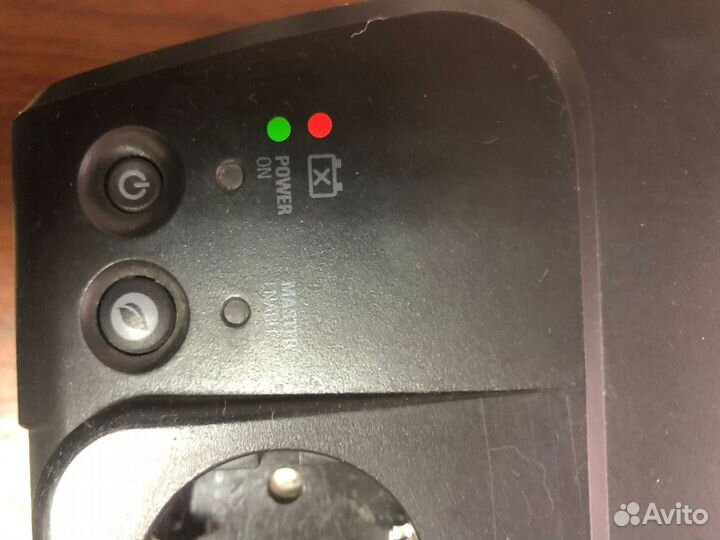 Источник бесперебойного питания APC Back-UPS ES700