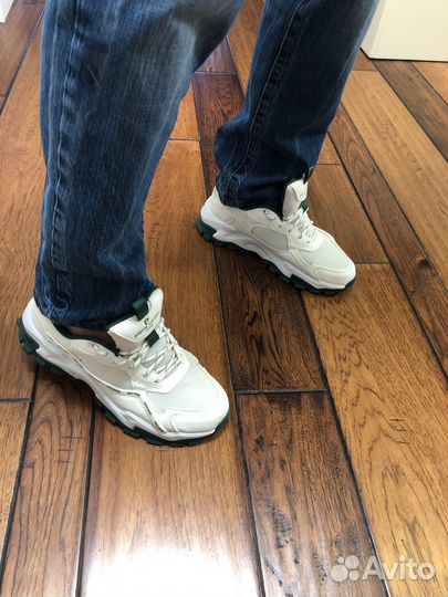 Мужские кроссовки