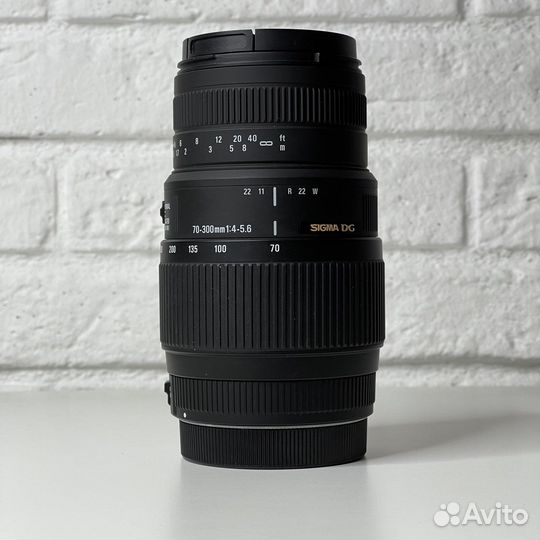 Объектив Sigma DG 70-300 mm 1:4-5.6