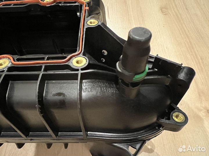 Коллектор впускной на Ford Focus 3 1,5 Ecoboost