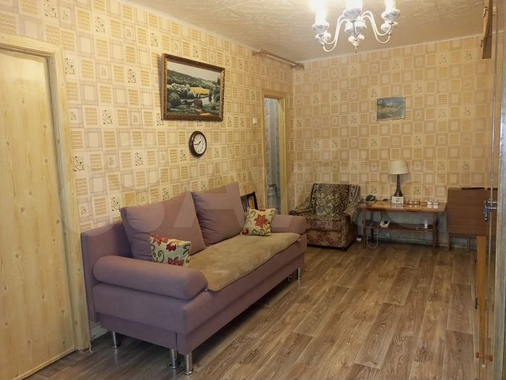 3-к. квартира, 42,8 м², 1/5 эт.