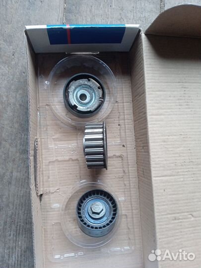 Шкив шестерня коленвала, ролики грм