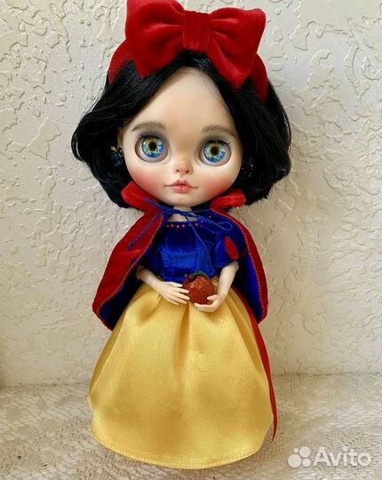 Кукла кастом Блайз Белоснежка