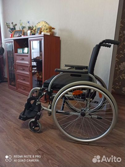 Инвалидная коляска новая