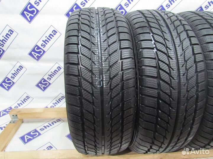 Westlake SW608 215/55 R17 98V