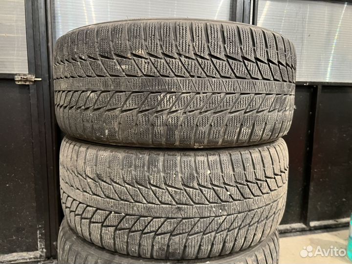 Triangle Snow-LL01 245/45 R18