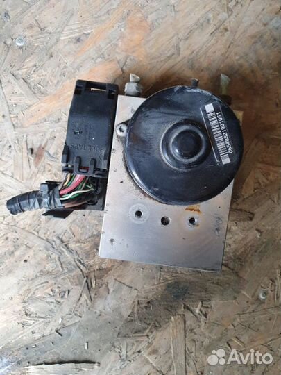 Блок abs Volvo S60 2.4 B5244S 2004-2009