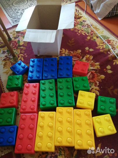 Кубики пластмассовые