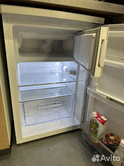 Холодильник Artel