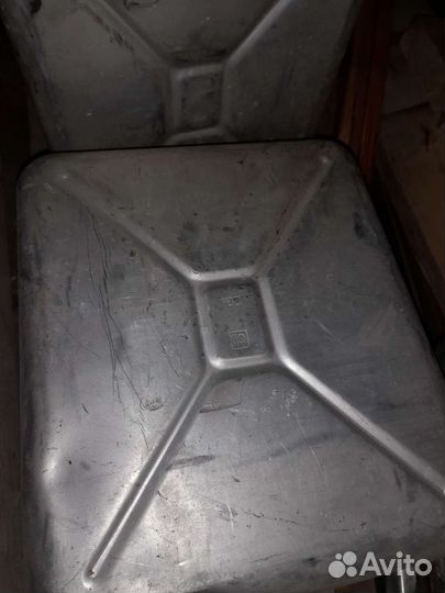 Канистра алюминиевая 20 литров