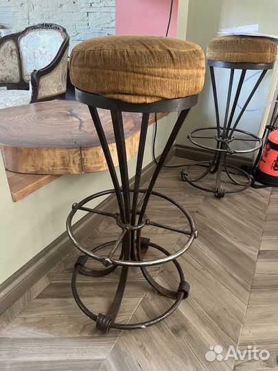 Барный стул