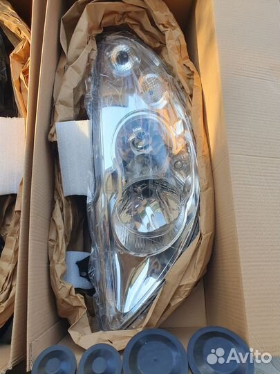 Фара передняя левая правая renault master 3
