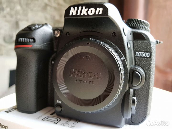 Nikon D7500 Body