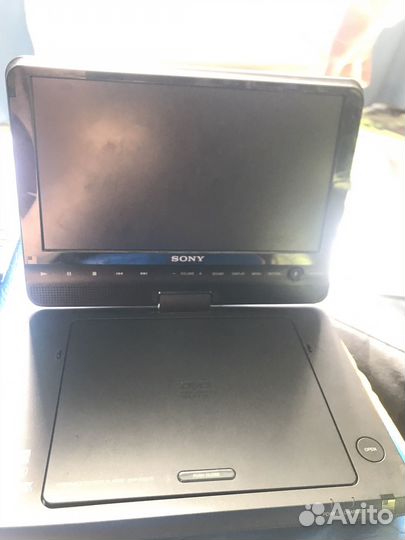 Портативный видеопроигрыватель