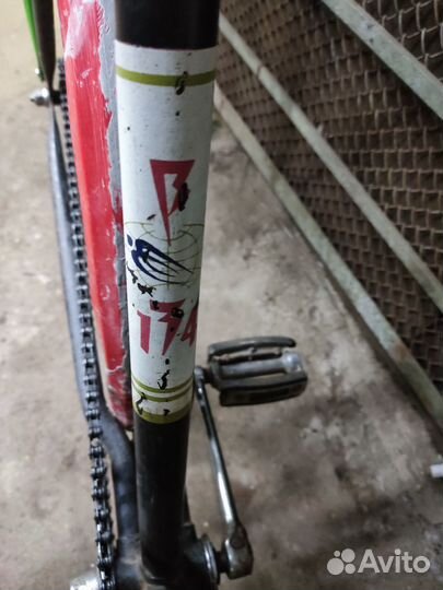 Велосипед на раме хвз Украина колеса 28