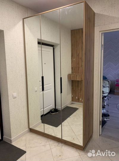 Шкаф в прихожую