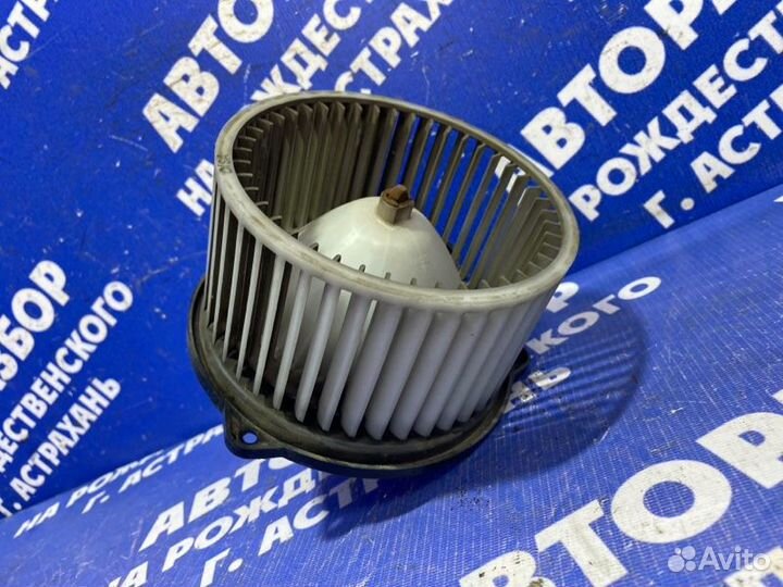 Моторчик печки Hyundai Accent седан G4EC 2007