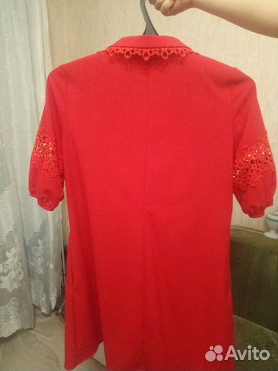 Платье красное
