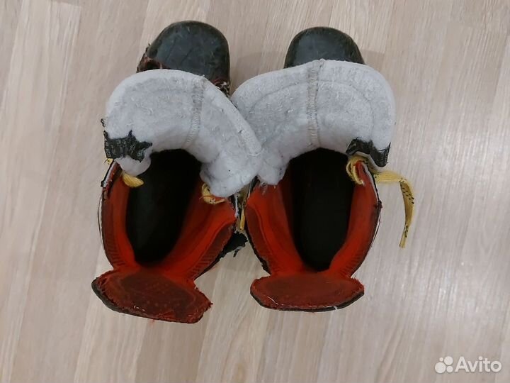 Хоккейные коньки bauer vapor X2.7