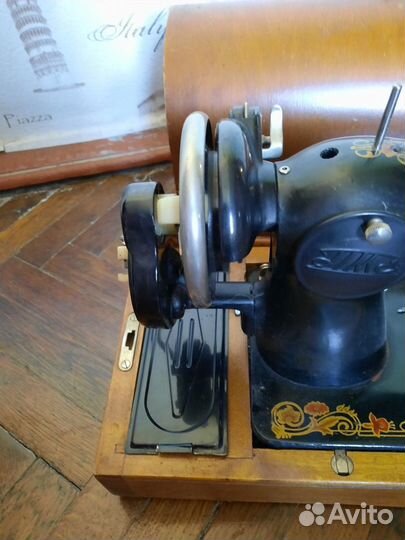 Швейная машина