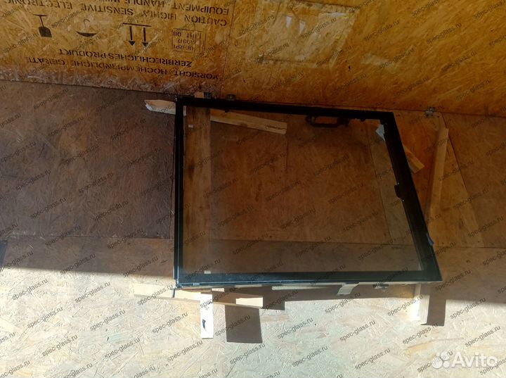 Стекло кабины sdlg LG940-1