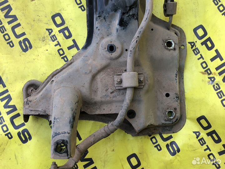 Подрамник Opel Corsa D