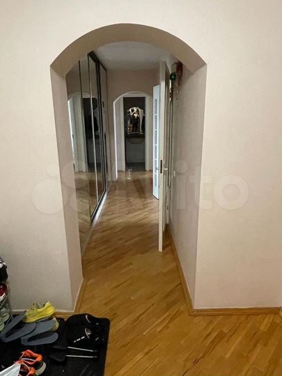 2-к. квартира, 75 м², 8/10 эт.