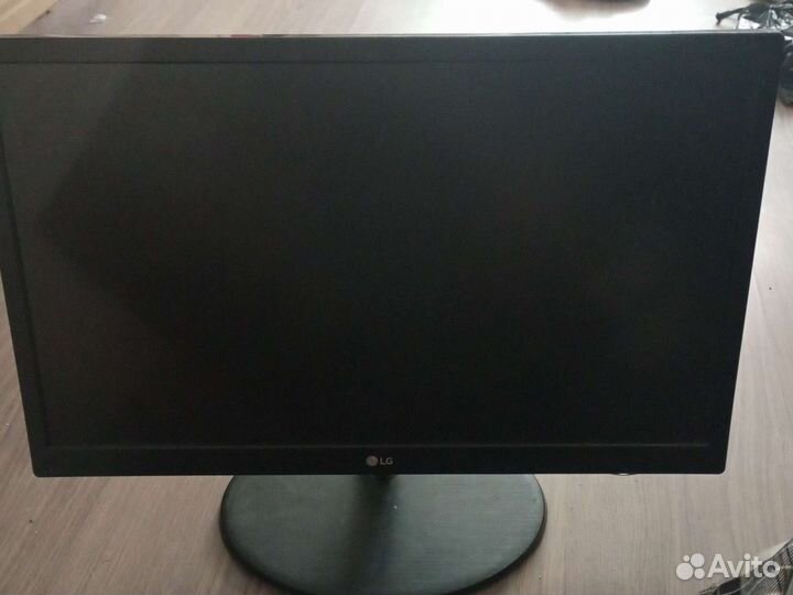 Монитор LG