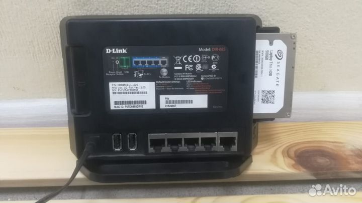 D-link DIR-685 роутер + hdd