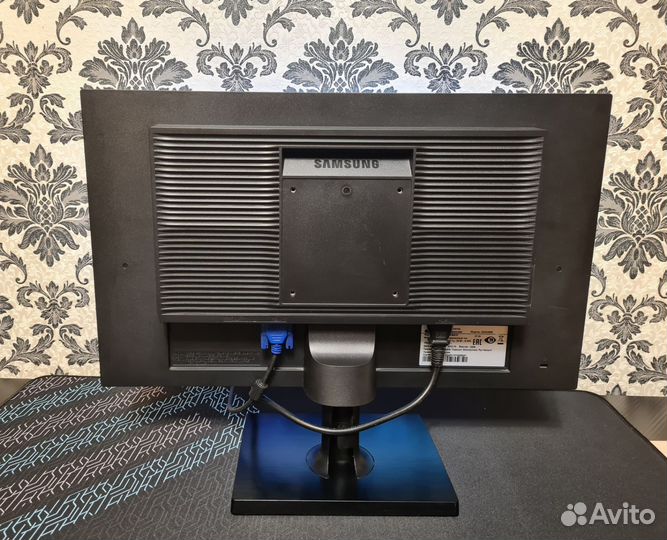 Мониторы Samsung 21.5