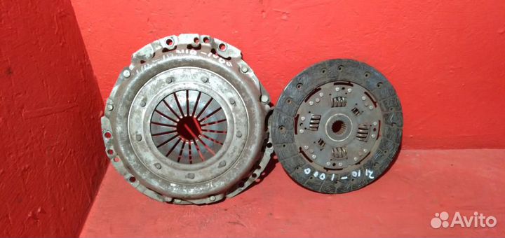 Сцепление Ваз 2110 2112 Приора калина с дефектом