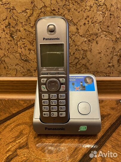 Стационарный телефон panasonic