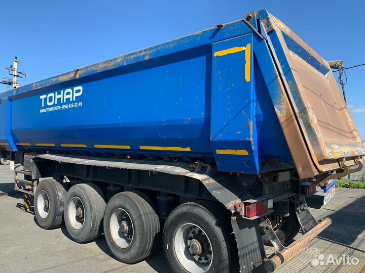 Freightliner Century с полуприцепом, 2000