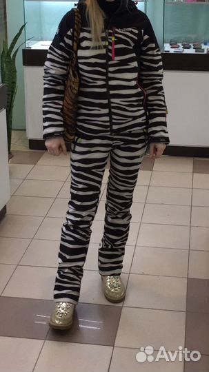 Костюм горнолыжный