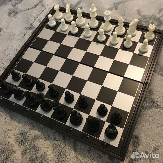 Магнитные шахматы